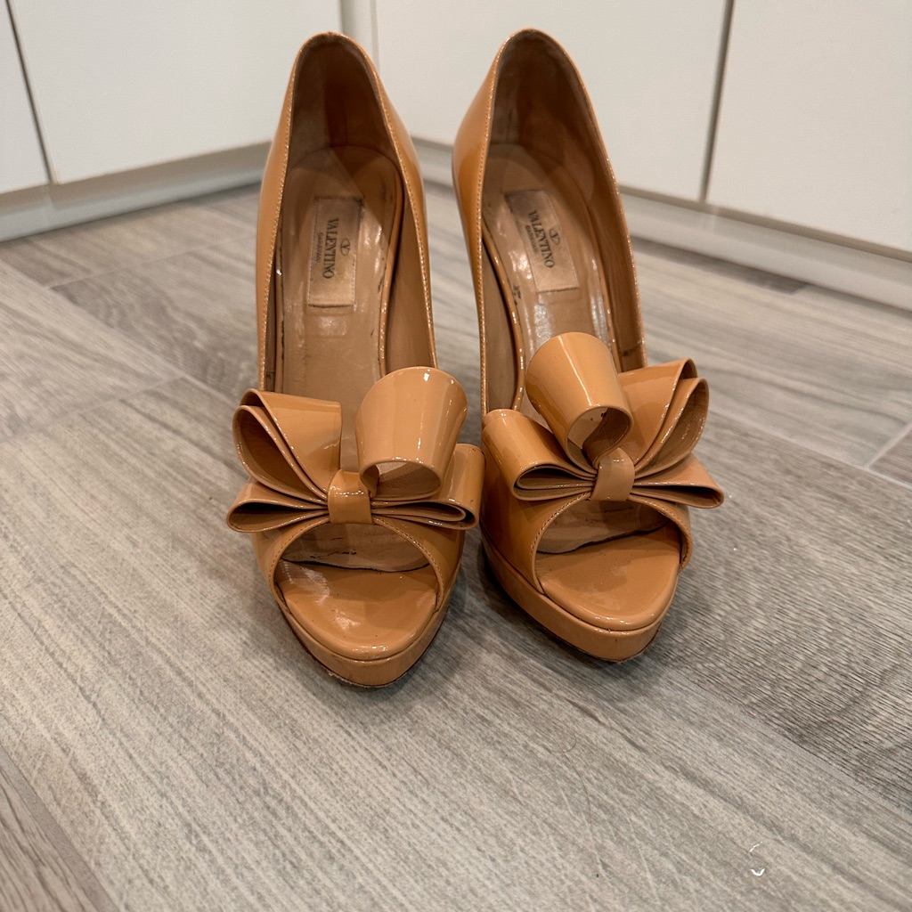 Valentino Nude Peep Toe Pumps